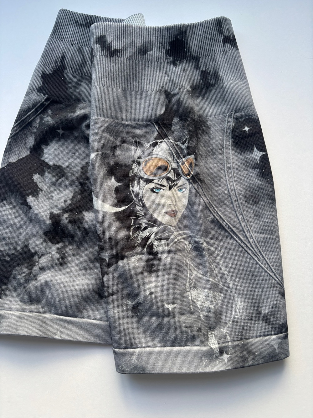 NEW Darc Sport Catwoman Collab Sz Sm Everson Seamless Bike Workout Shorts Batman